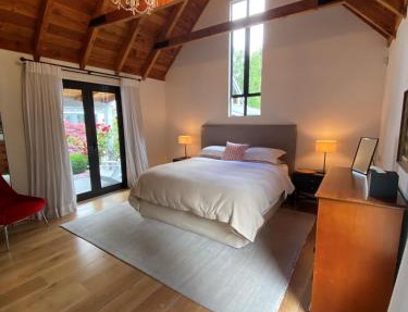 Taramea Arrowtown by Sotheby's Luxury Rental Homes