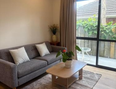 Modern Private 2BR Unit in Takapuna