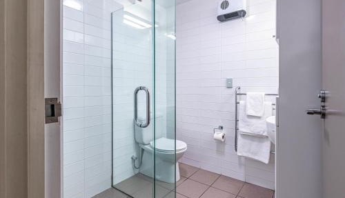 Central Luxury Apartment 108