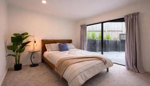 Orakei 5BR Retreat Near Mission Bay and CBD