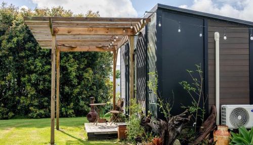 Deloraine Tiny Retreat by Tiny Away