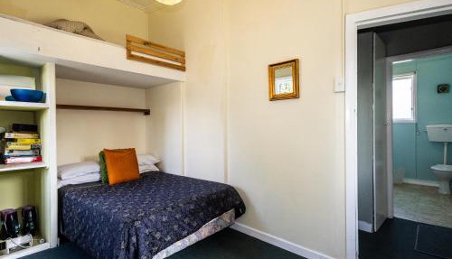 Oroua Cottage - Rangataua Bach