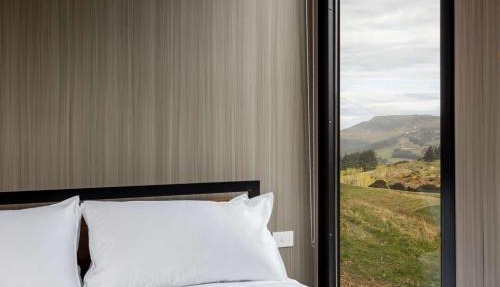 Melmarie Cosy Retreat X by Tiny Away