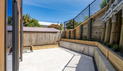 Architectural Retreat in Prestigious Whanganui