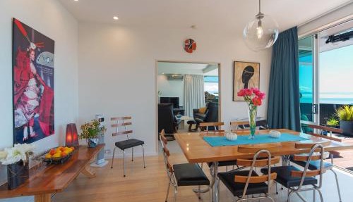 Aporo Nelson Holiday Home