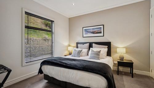 Cardrona Villa with Pool and Jacuzzi
