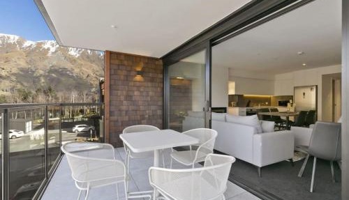 Rihir Apartment at the base of Coronet Peak