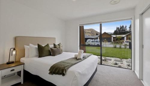 Family Friendly on Peasmoor - sleeps 8