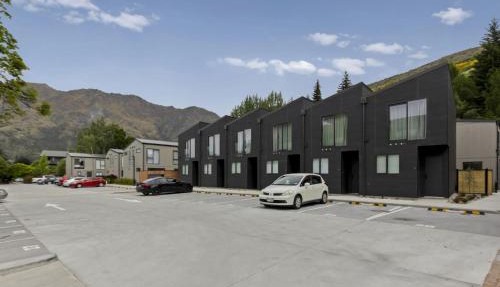 Coronet Peak Alpine Villa 44