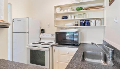 Trailside Escape - Lake Taupo Holiday Home
