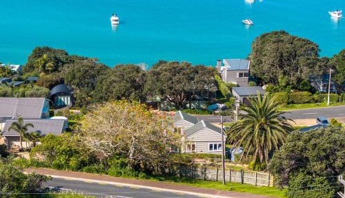 Cape Cottage - Coast & Country