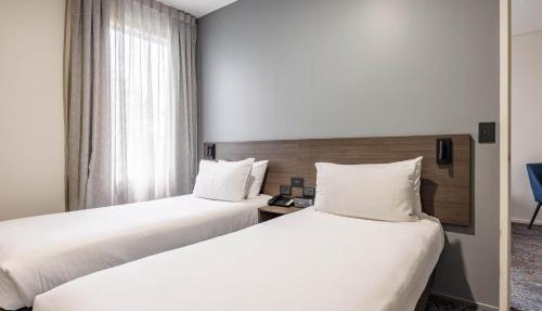 Heartland Hotel Auckland Airport
