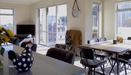 Escape To Buller - enjoy a relaxed holiday vibe
