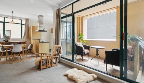 Spacious, 2 Bed, 2 Bath Central City Retreat