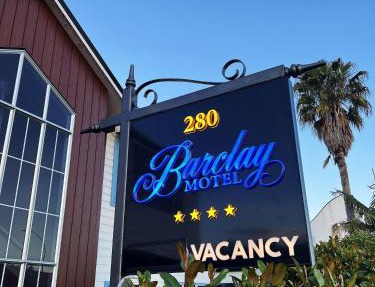 Barclay Motel