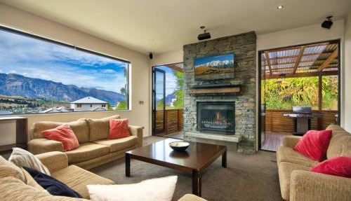 Lakeview Lodge Two with Stunning Views