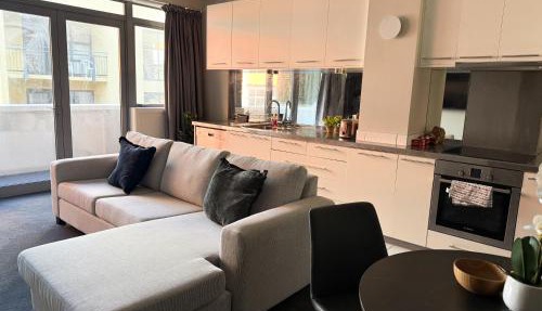 Elegant City Central Living