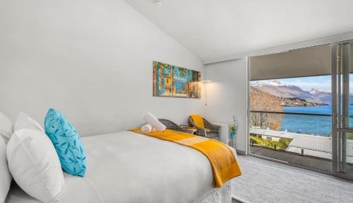 Lakeview Lookout | Lake & Mountain Views, Cosy studio