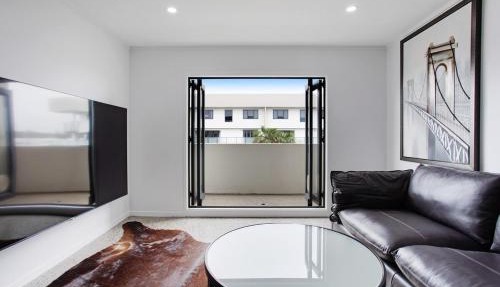 Chic Modern 2BR Heart of Manukau