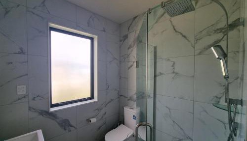 BEHOME - Modern Guest Suite