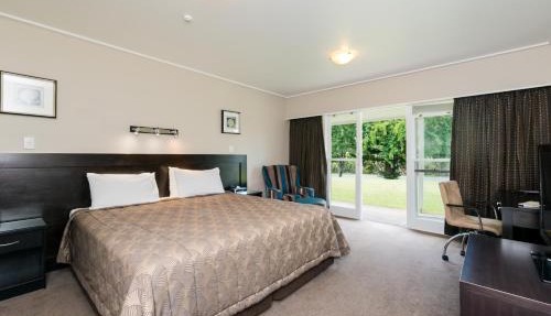 Discovery Settlers Hotel