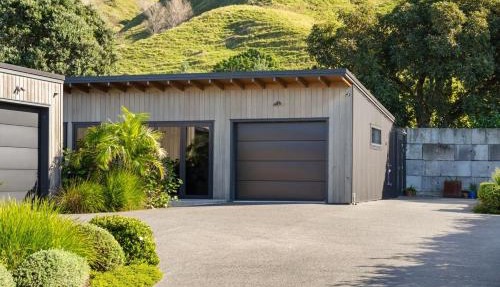120m to Wainui Beach - Modern Coastal Unit