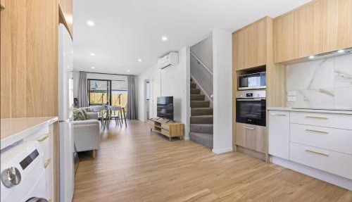 Discover a Brand New Apartment in Vibrant CHCH