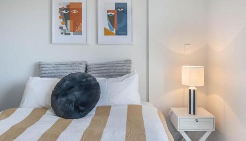 Newtown Tranquility Spacious 2-Bedroom Apartment
