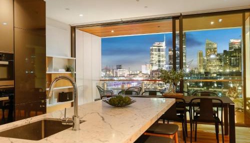 Harbour front Living at Wynyard Marina