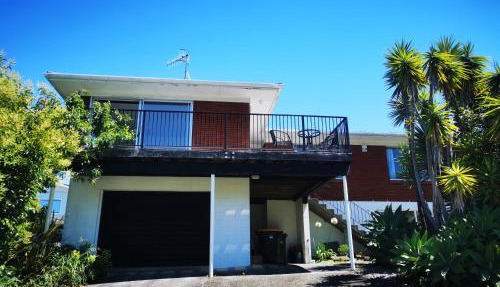 Sunshine hillcrest home