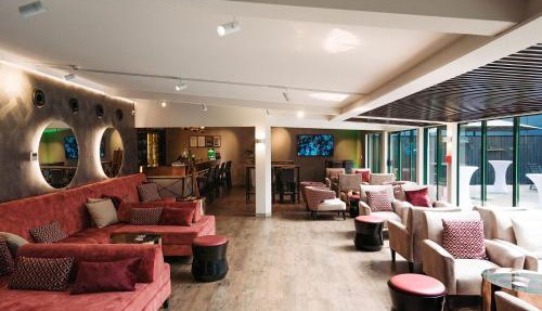 JetPark Auckland Airport Hotel