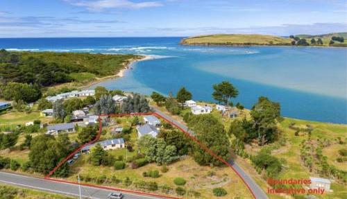 Kepplestone by the Sea - The Catlins