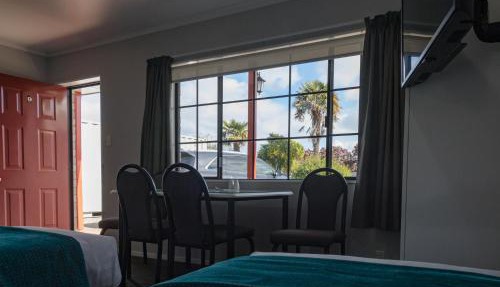 BKs Palm Court Motor Lodge
