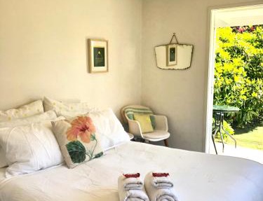 Sunny, Serene Studio @ Motueka