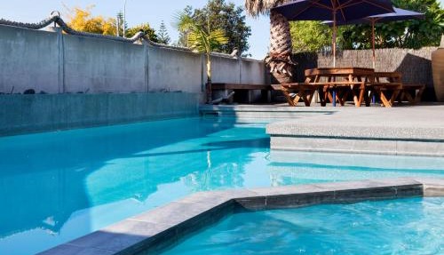 Beach House Motel