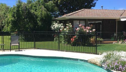 Bluebell Lodge and Cottage
