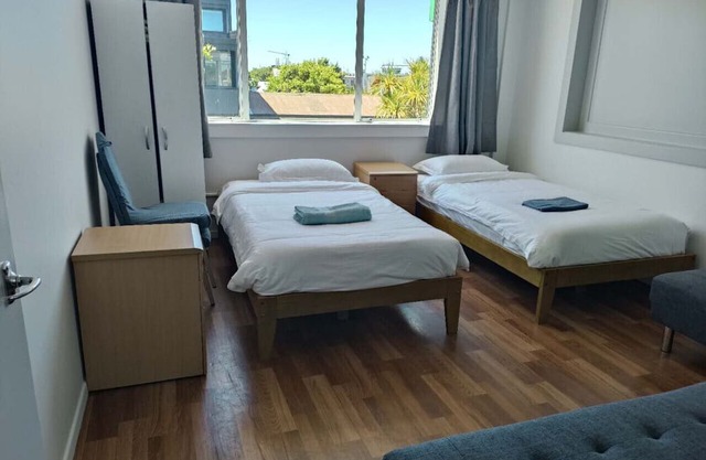 5 Beds including 1 Double Bed, 2 single Beds, 2 Double Sofa Beds, Suite 4