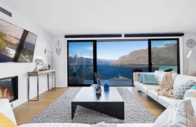 Luxury Away - Twin Heights-AC-Free Parking-BBQ